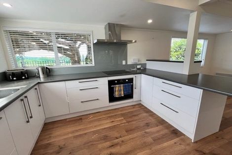 Photo of property in 17 Thurston Place, Bucklands Beach, Auckland, 2012