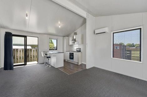 Photo of property in 37 Te Iwiheke Place, Turangi, 3334