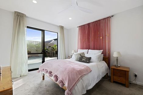 Photo of property in 3 Lewis Younie Road, Kumeu, 0810