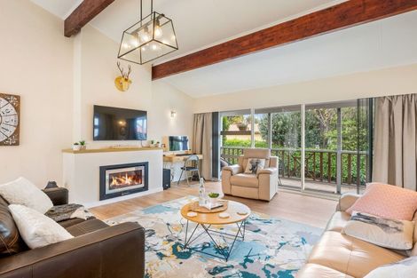 Photo of property in 3 Tawa Street, Waikanae, 5036