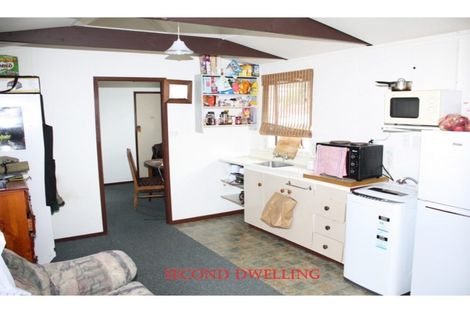 Photo of property in 11 Raewyn Street, Morningside, Whangarei, 0110