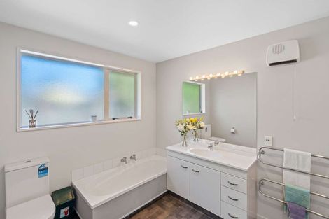 Photo of property in 2 Bracken Common, Rolleston, 7614