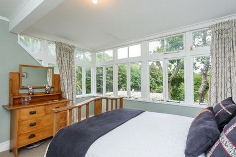 Photo of property in 135 Glenmore Street, Kelburn, Wellington, 6012