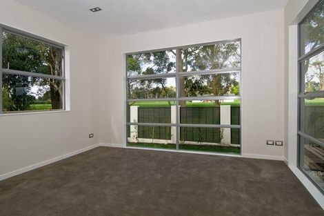 Photo of property in 126 Wheturangi Road, Greenlane, Auckland, 1051