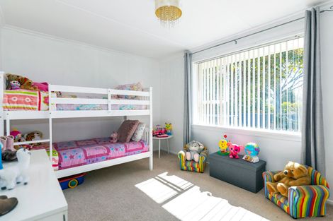 Photo of property in 27 George Street, Pleasant Point, 7903