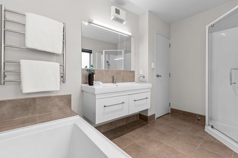 Photo of property in 2 Edwards Street, Frimley, Hastings, 4120