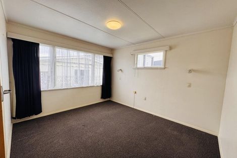 Photo of property in 14 Kiwi Court, Roslyn, Palmerston North, 4414