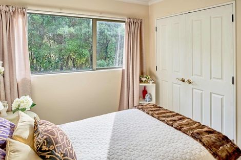 Photo of property in 28 Saint Ives Drive, Camborne, Porirua, 5026