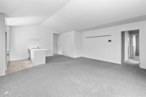 Photo of property in 129 Forest Lake Road, Forest Lake, Hamilton, 3200