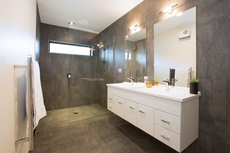 Photo of property in 59 Stace Hopper Drive, One Tree Point, 0118