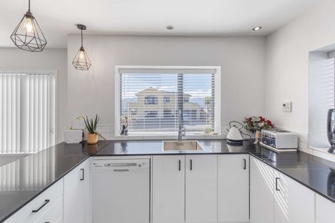 Photo of property in 17 Doncaster Terrace, Ascot Park, Porirua, 5024