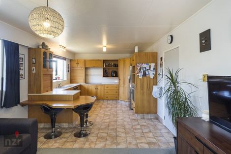 Photo of property in 32 Shelton Place, Feilding, 4702