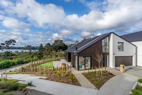 Photo of property in 21 Sunderland Avenue, Hobsonville, Auckland, 0616