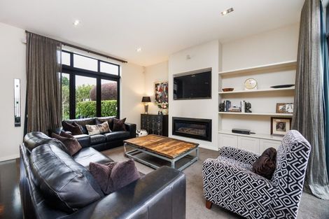 Photo of property in 25 Montgomery Terrace, Hokowhitu, Palmerston North, 4410