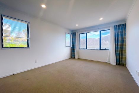 Photo of property in 35 Fennell Crescent, Silverdale, 0932