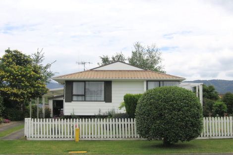 Photo of property in 7 Katterns Street, Katikati, 3129