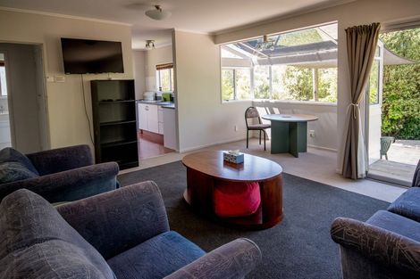 Photo of property in 8/19 Bayside Avenue, Te Atatu Peninsula, Auckland, 0610