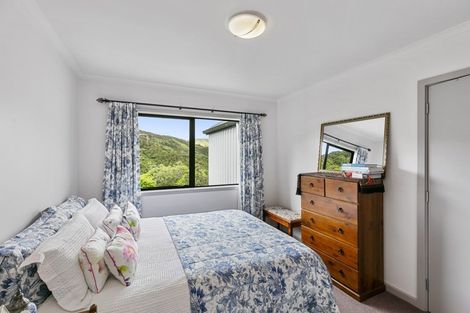 Photo of property in 10 Landsdowne Terrace, Karori, Wellington, 6012