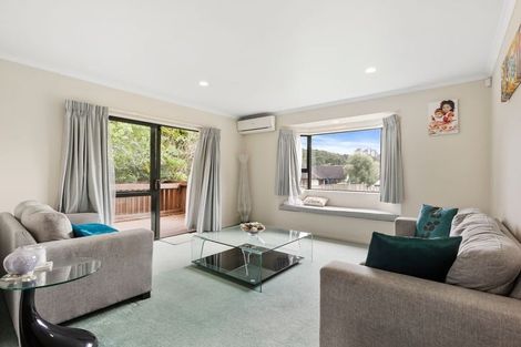 Photo of property in 320 Hill Road, The Gardens, Auckland, 2105
