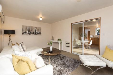 Photo of property in 1/5 Broadbent Street, Riccarton, Christchurch, 8041