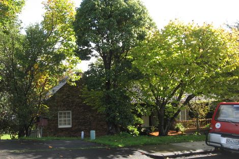 Photo of property in 64 Cheriton Road, Mellons Bay, Auckland, 2014