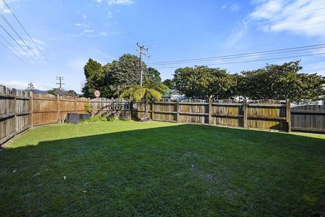 Photo of property in 426 South Road, Omata, New Plymouth, 4374