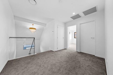 Photo of property in 30 Korowhiti Road, Clarks Beach, 2122