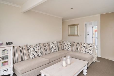 Photo of property in 66 Main North Road, Woodend, 7610