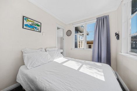 Photo of property in 24 Kuratawhiti Street, Greytown, 5712