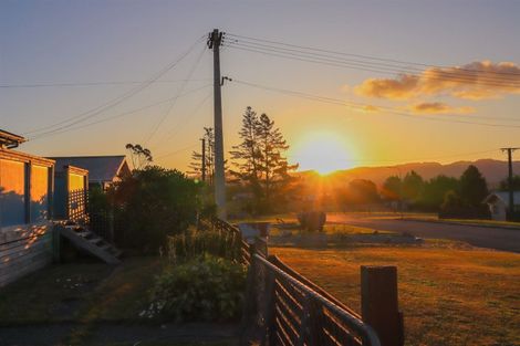 Photo of property in 4 Mawhera Street, Dobson, Greymouth, 7805