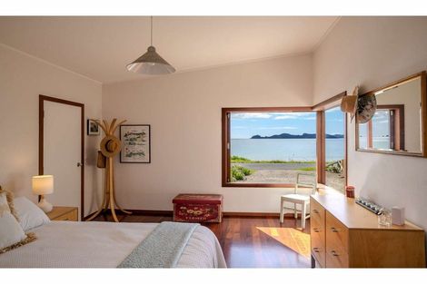 Photo of property in 135 Long Beach Road, Russell, 0202