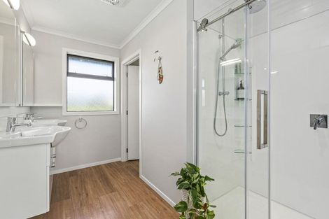 Photo of property in 21 Jarrett Terrace, Leamington, Cambridge, 3432