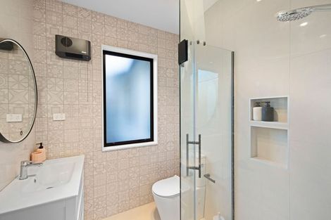 Photo of property in 5 Otto Lane, Pokeno, 2402