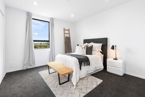 Photo of property in 17 Malaga Crescent, Harewood, Christchurch, 8051