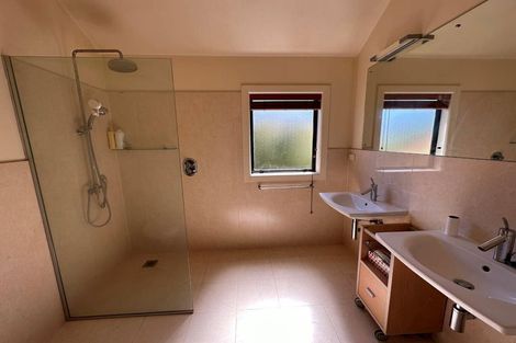 Photo of property in 22 Newhaven Terrace, Mairangi Bay, Auckland, 0630