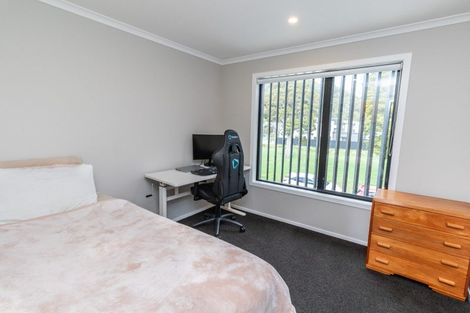 Photo of property in 8 Fitch Lane, Wallaceville, Upper Hutt, 5018