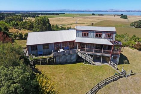 Photo of property in 43 Cross Creek Road, Western Lake, Featherston, 5773