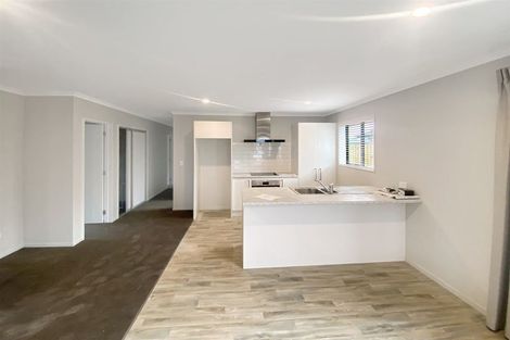 Photo of property in 80 Broadway Parade, Rolleston, 7615