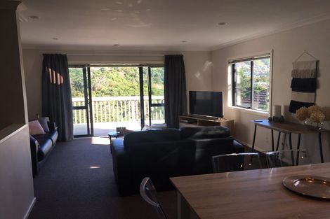 Photo of property in 28c Ronald Woolf Place, Churton Park, Wellington, 6037