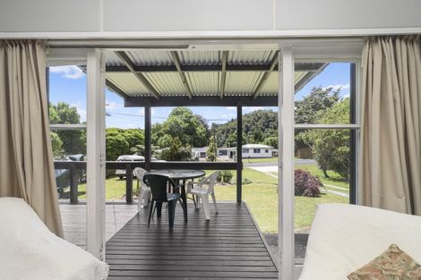 Photo of property in 18 Oxford Road, Lake Rotoma, Rotorua, 3074