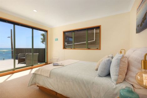 Photo of property in 10 Ocean Parade, Pukerua Bay, 5026