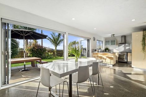 Photo of property in 191 Glamorgan Drive, Torbay, Auckland, 0630