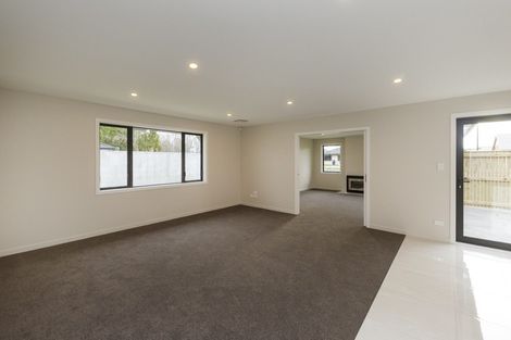 Photo of property in 13 Grand Oaks Drive, Awapuni, Palmerston North, 4412