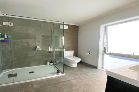 Photo of property in 39 Sanremo Lane, Stanmore Bay, Whangaparaoa, 0932