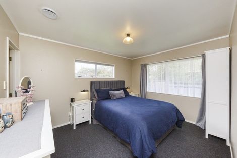 Photo of property in 25 Dalfield Place, Highbury, Palmerston North, 4412