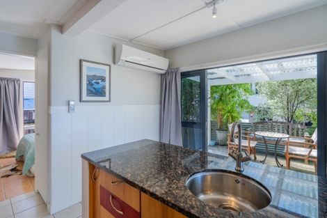 Photo of property in 5b Percival Road, Paraparaumu Beach, Paraparaumu, 5032