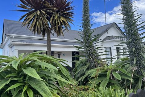 Photo of property in 21 Wharfe Street, South Hill, Oamaru, 9400