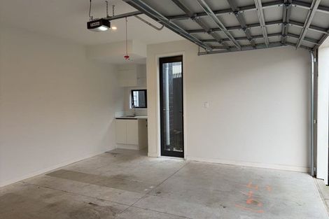 Photo of property in 4e Knights Road, Rosedale, Auckland, 0632