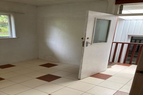 Photo of property in 184 Old Titirangi Road, Titirangi, Auckland, 0604