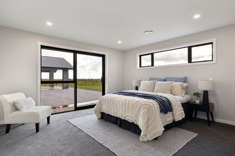 Photo of property in 32a Aranui Road, Kairanga, 4475